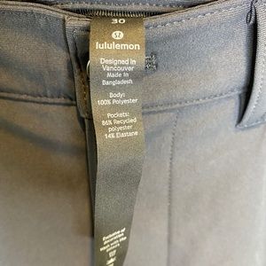 NWT Lulu Mens pants